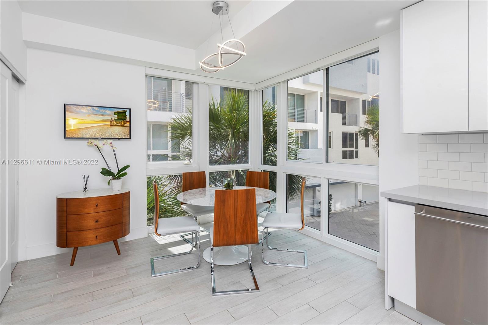 41 N Shore Dr Unit: .