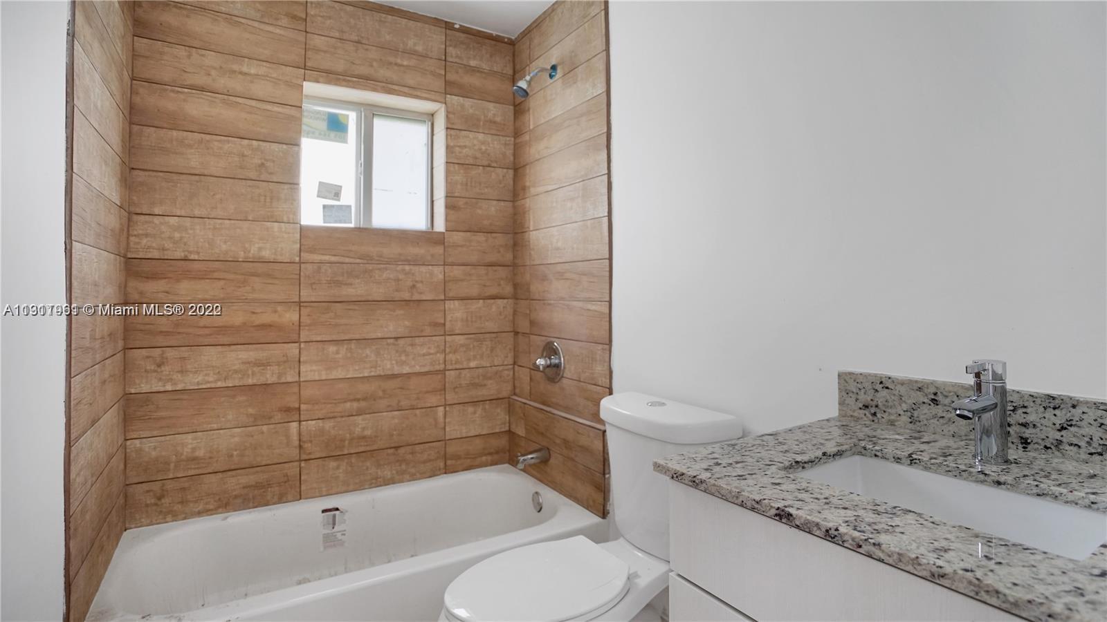 2180 NW 59th St Unit: B