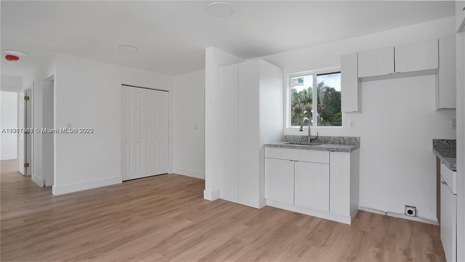 2180 NW 59th St Unit: B