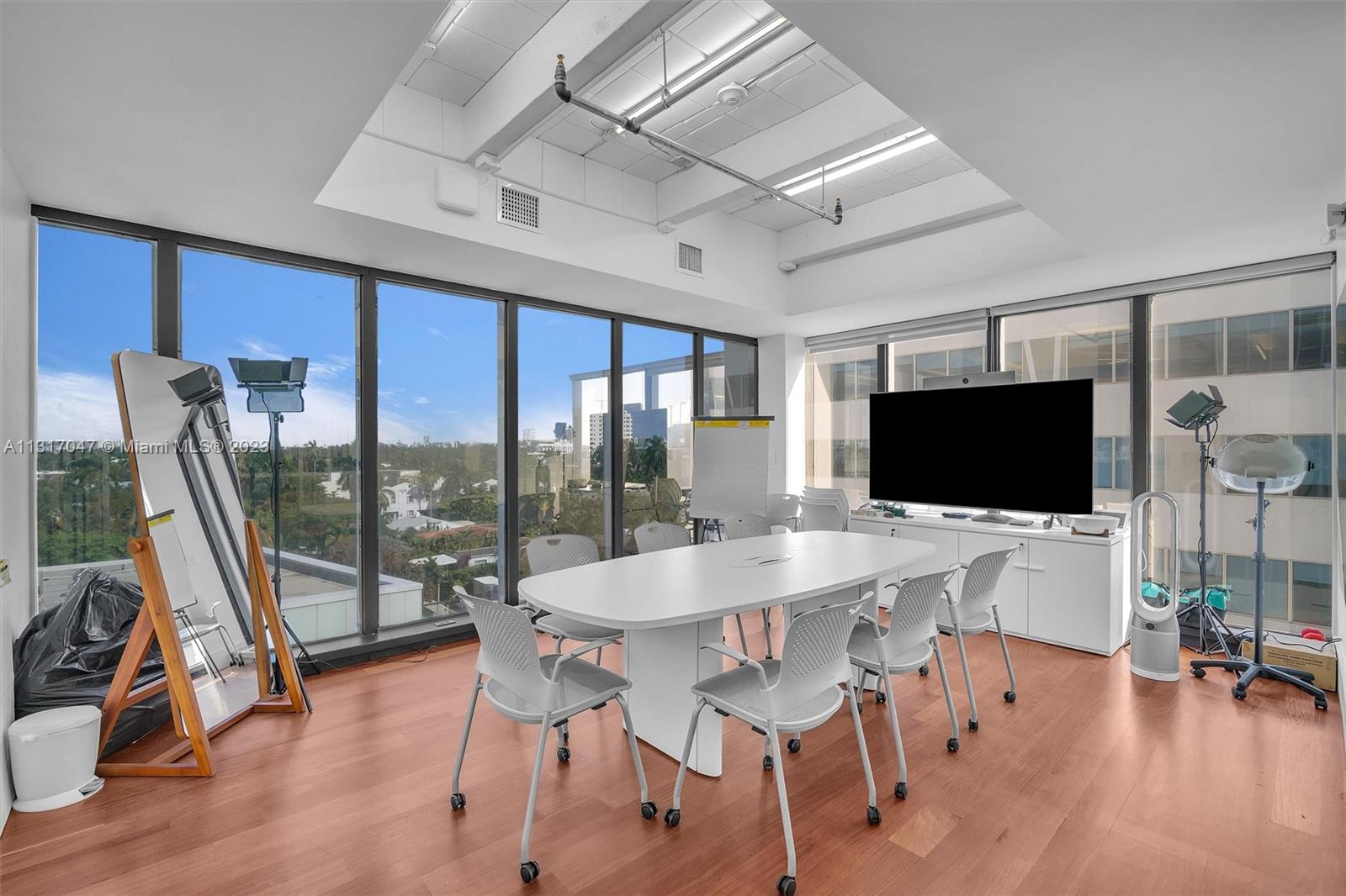 1680 Michigan Ave # d Unit: 900 a,b,c,d