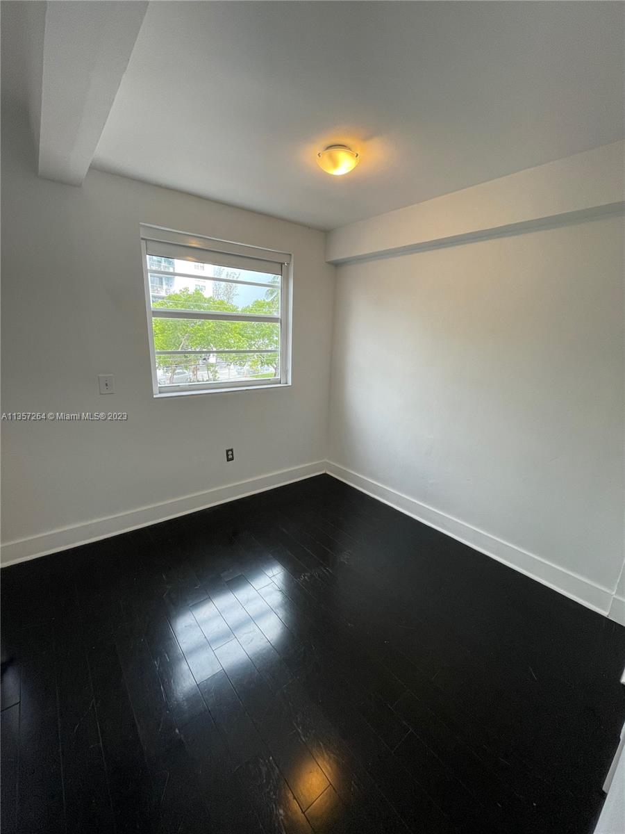 6881 Bay Dr Unit: 11