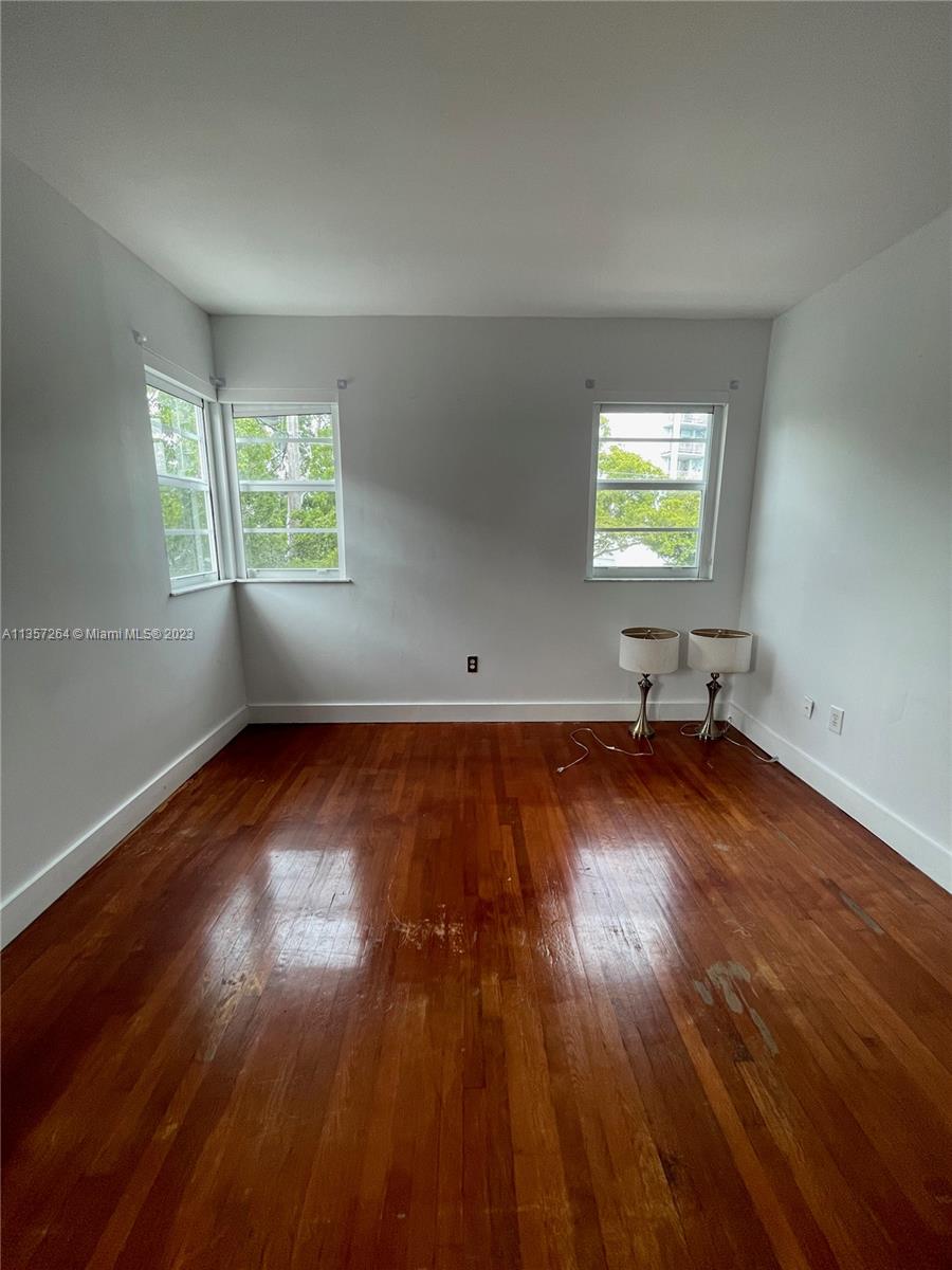 6881 Bay Dr Unit: 11