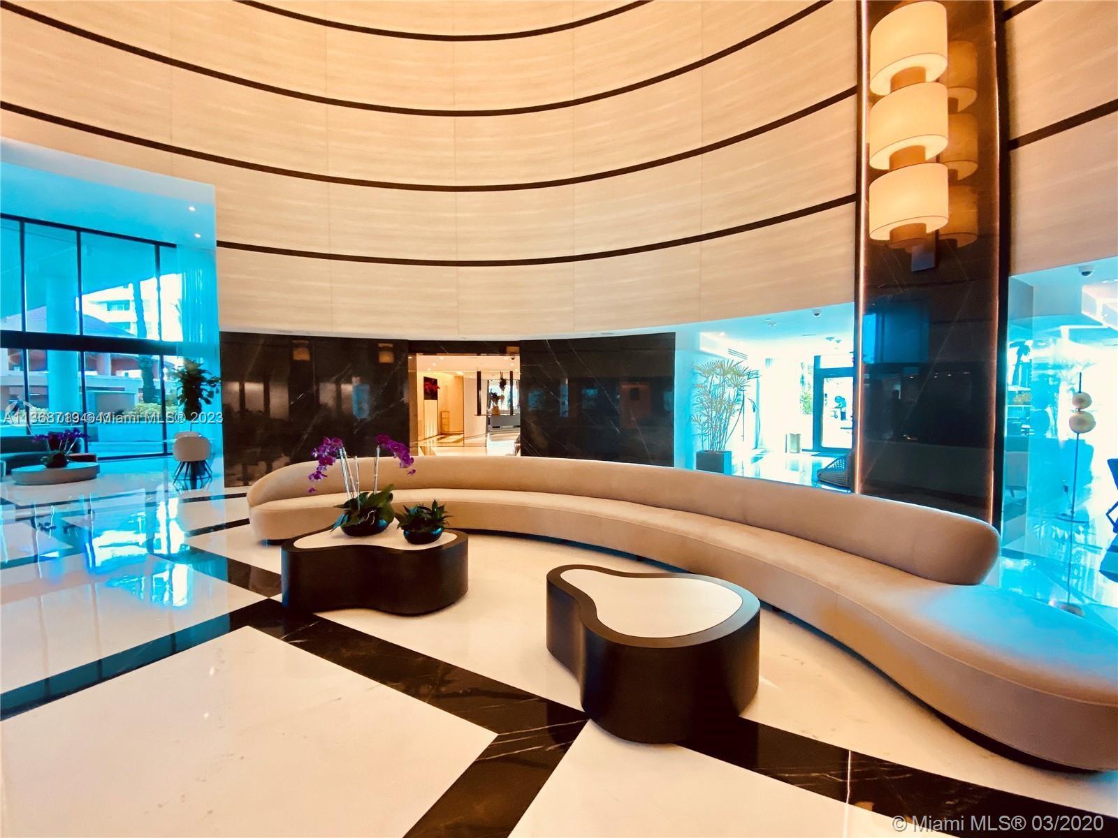 300 S Pointe Dr Unit: 705