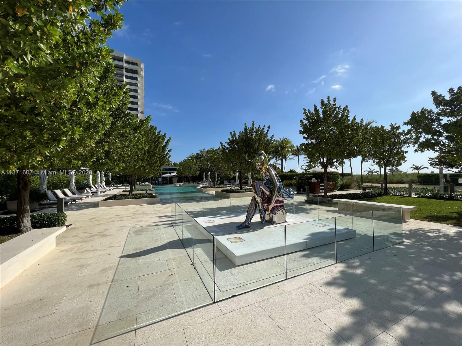 10201 Collins Ave Unit: 1004