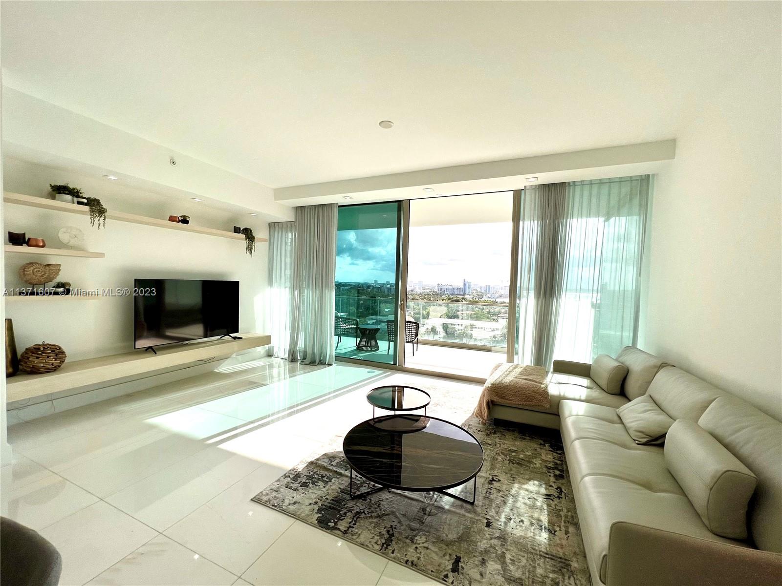 10201 Collins Ave Unit: 1004