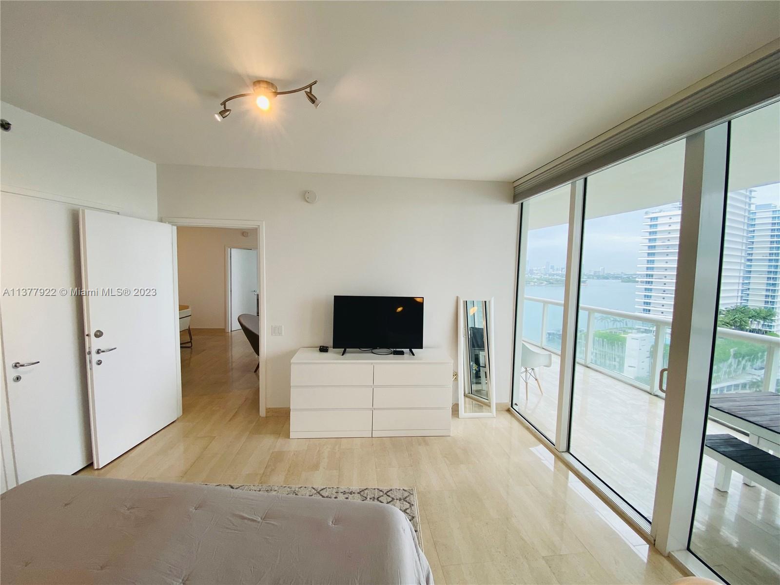450 Alton Rd Unit: 1406