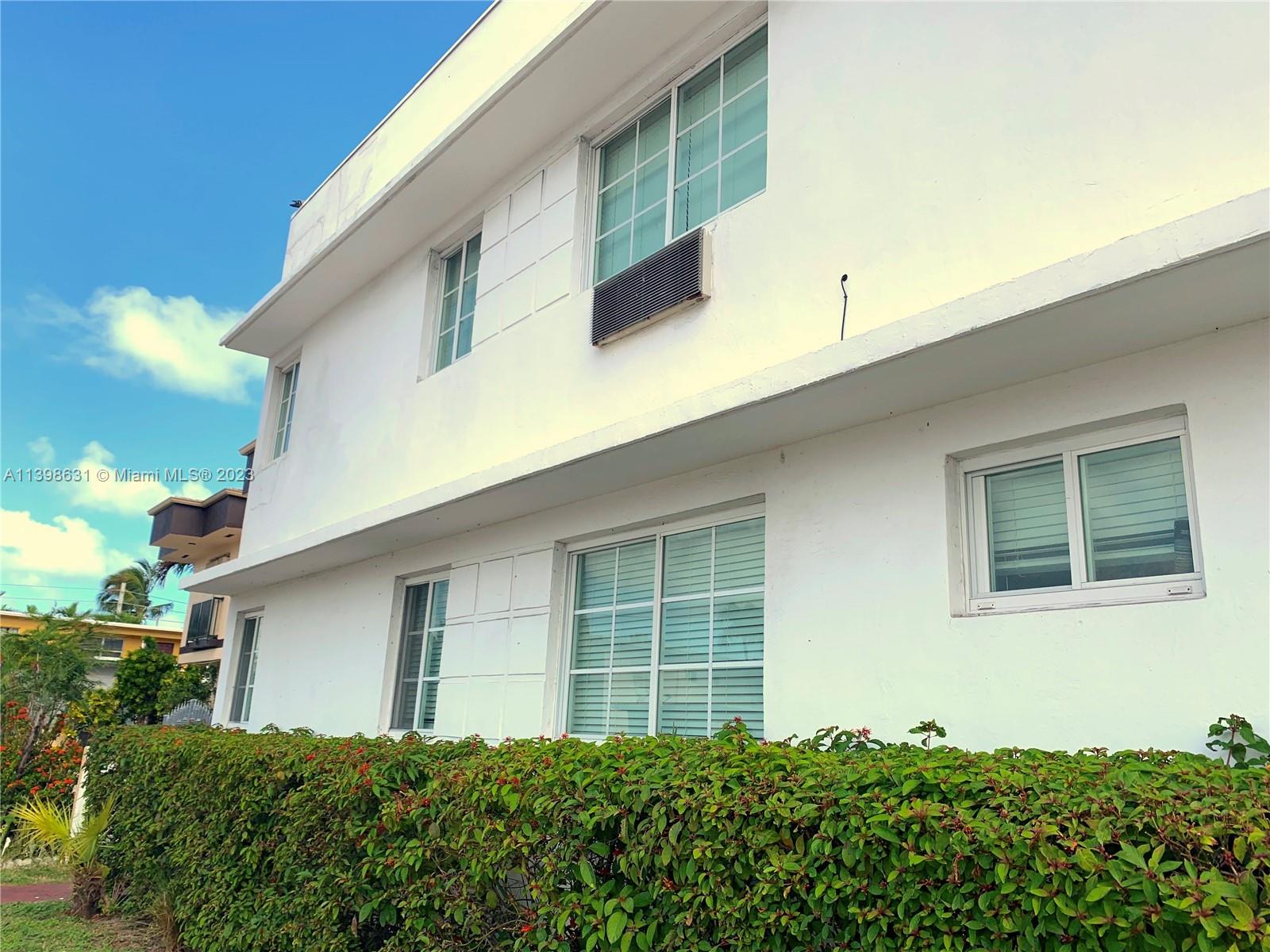 8415 Harding Ave Unit: 14