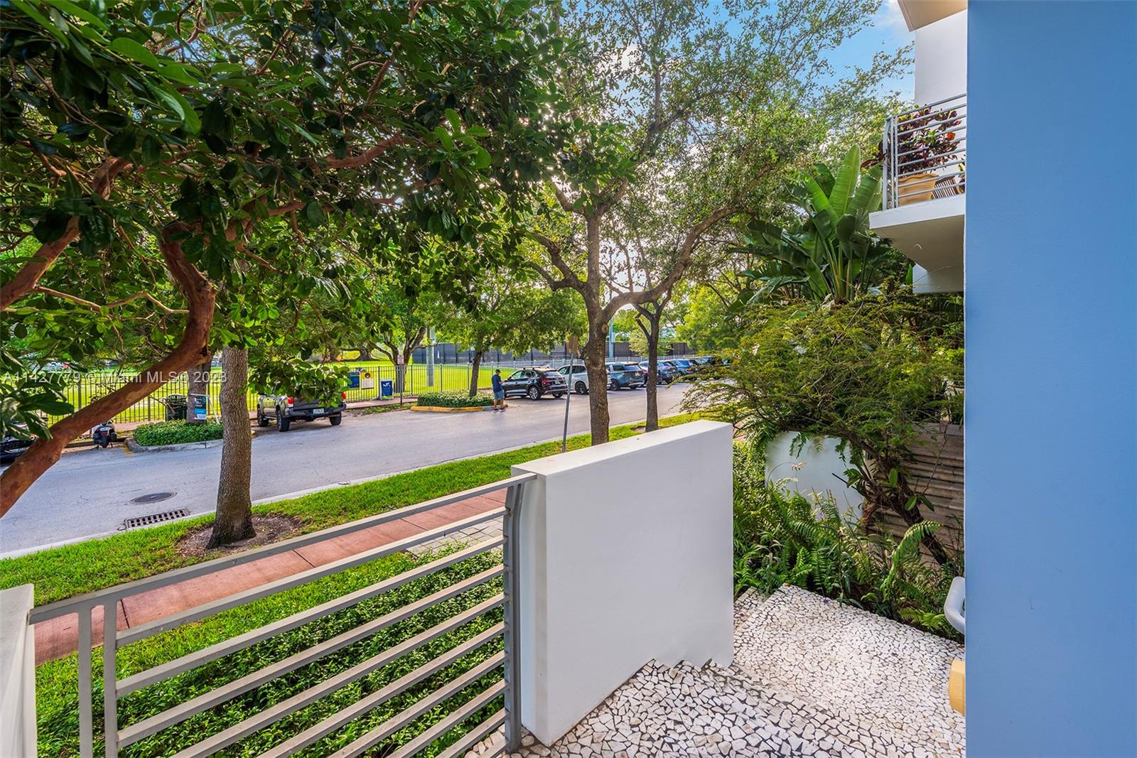 163 N Shore Dr Unit: 163-2