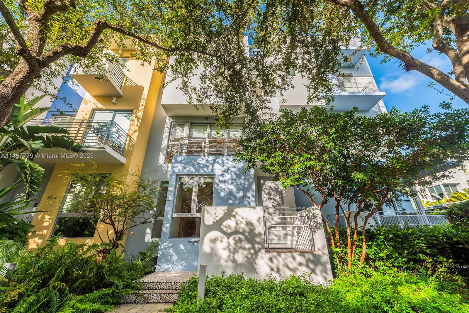 163 N Shore Dr Unit: 163-2