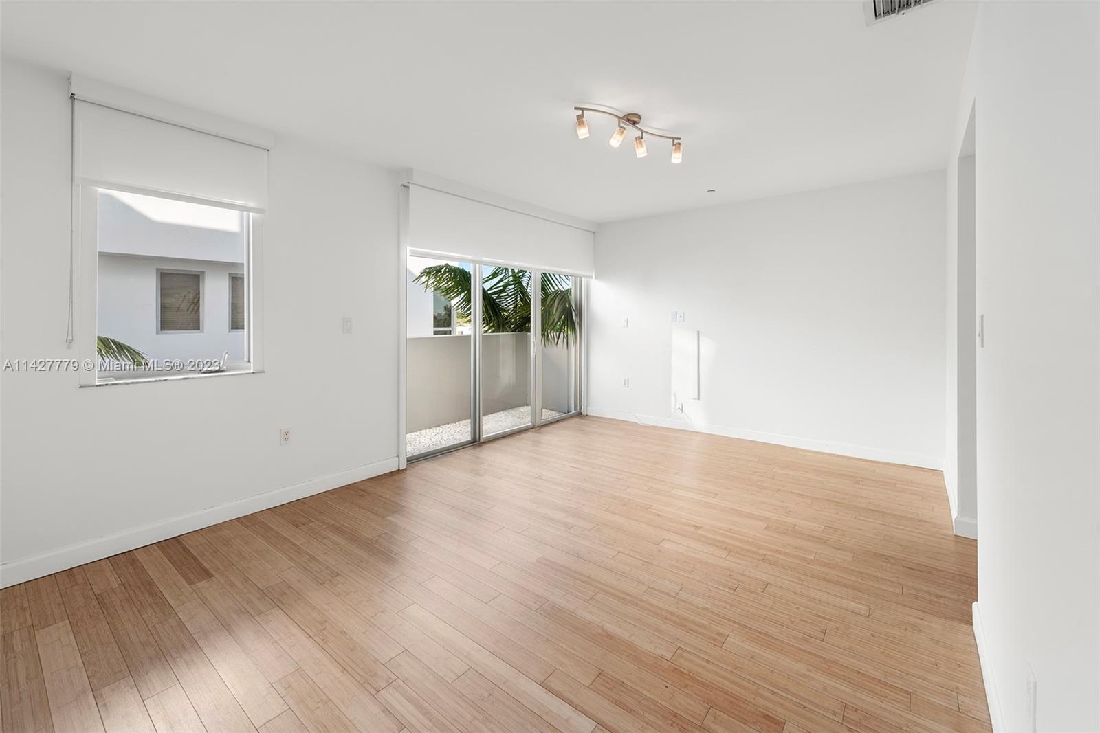 163 N Shore Dr Unit: 163-2