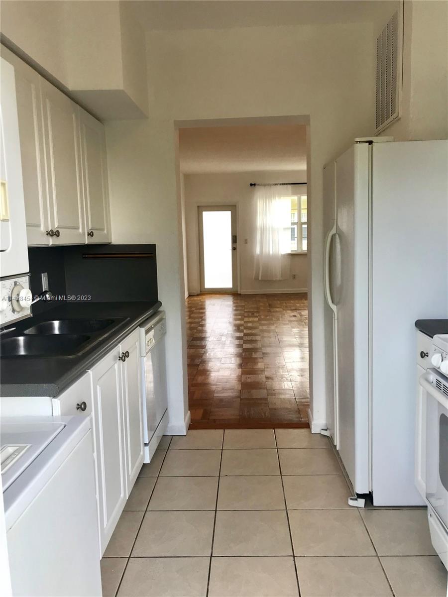 350 S Shore Dr Unit: 19