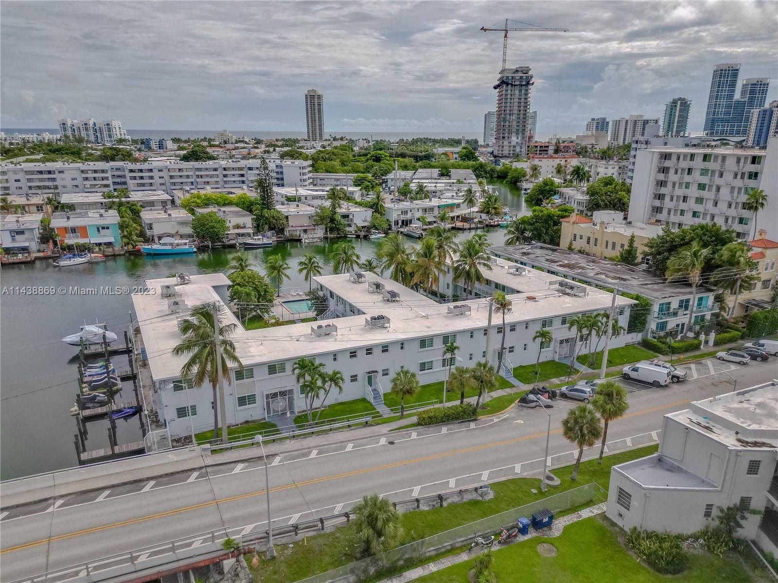 7207 Bay Dr Unit: 22