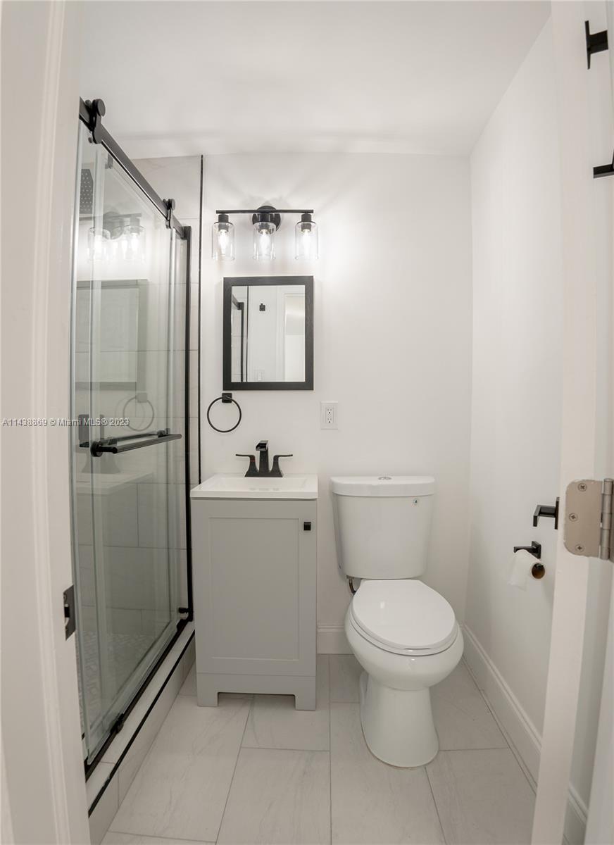 7207 Bay Dr Unit: 22