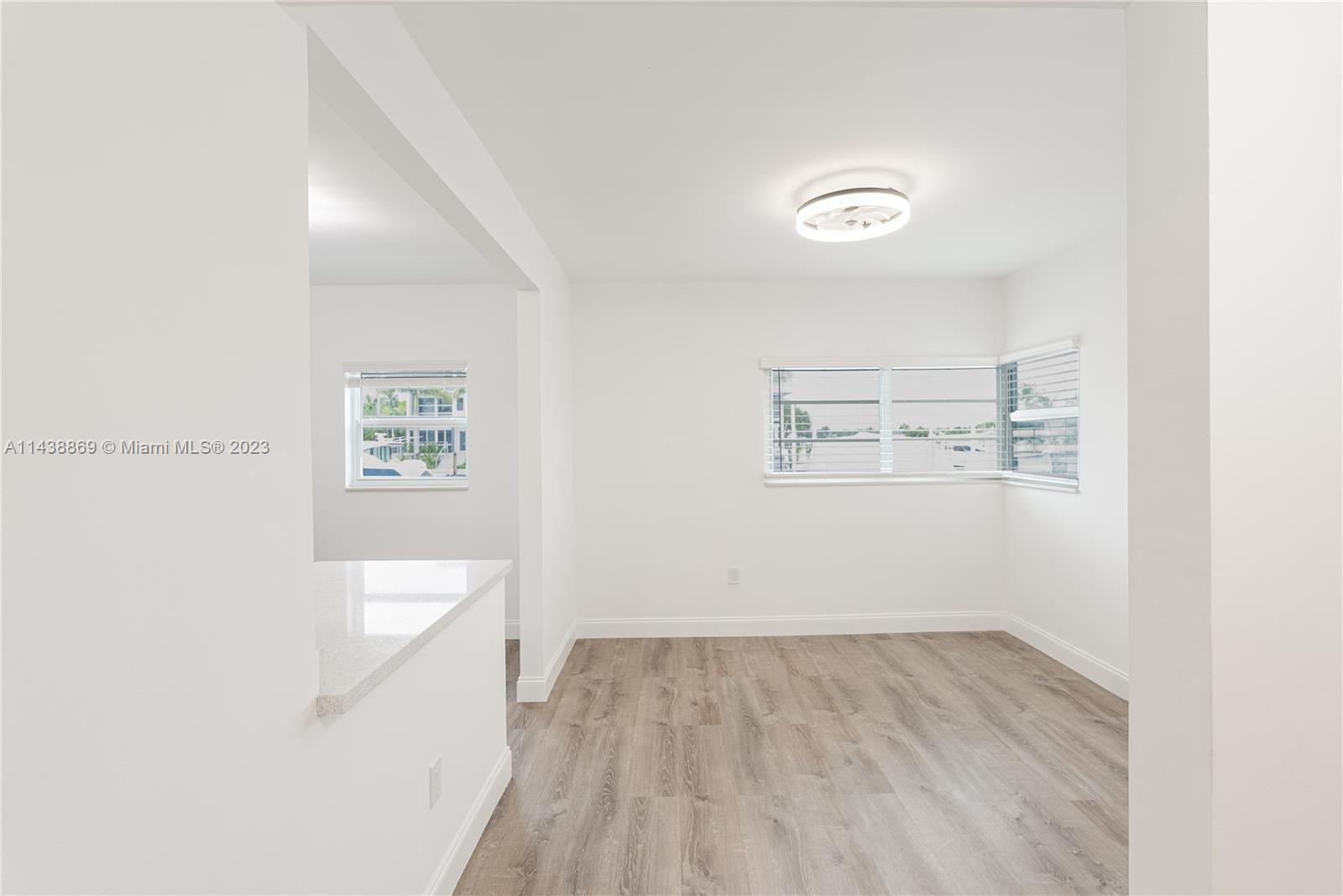7207 Bay Dr Unit: 22