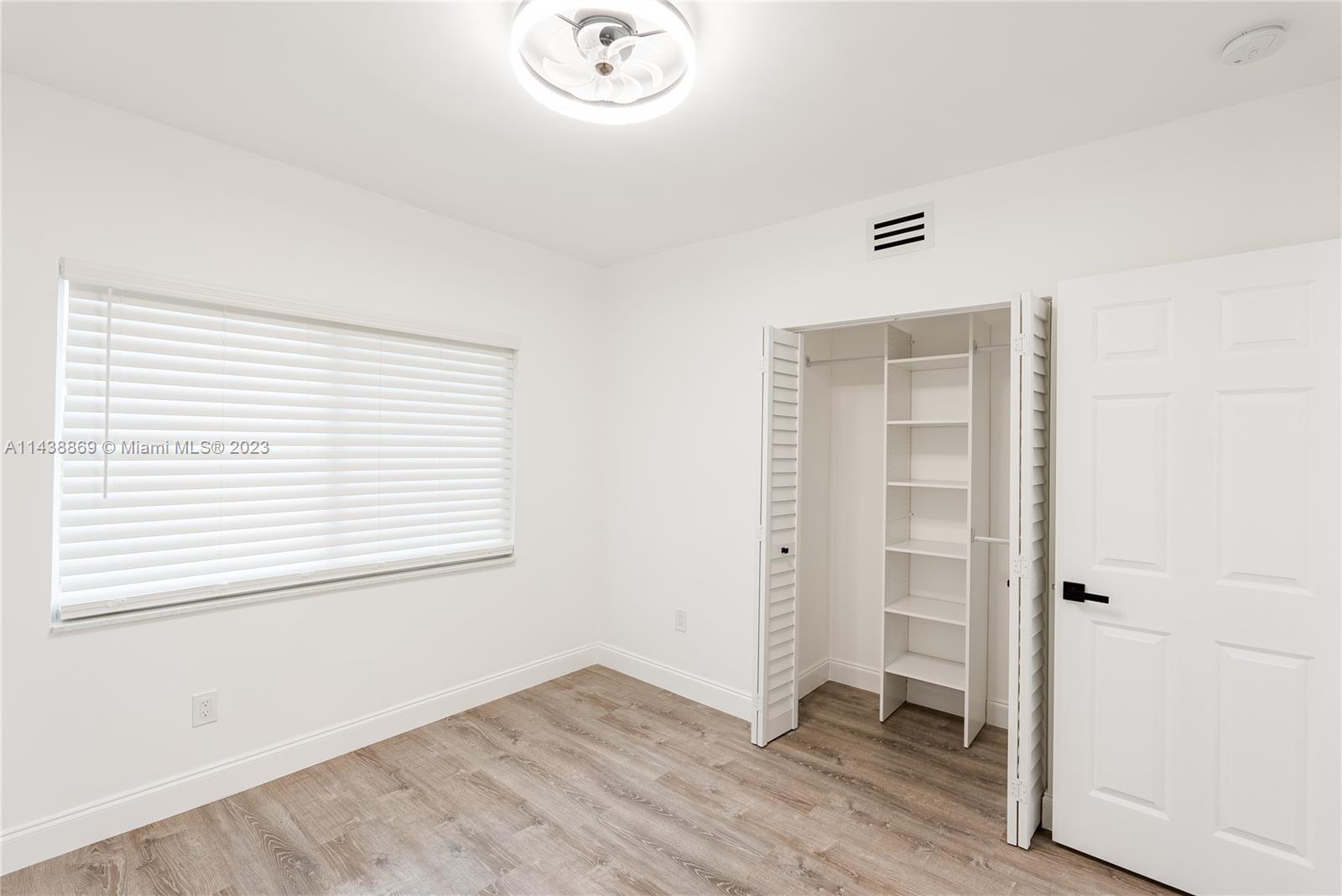 7207 Bay Dr Unit: 22