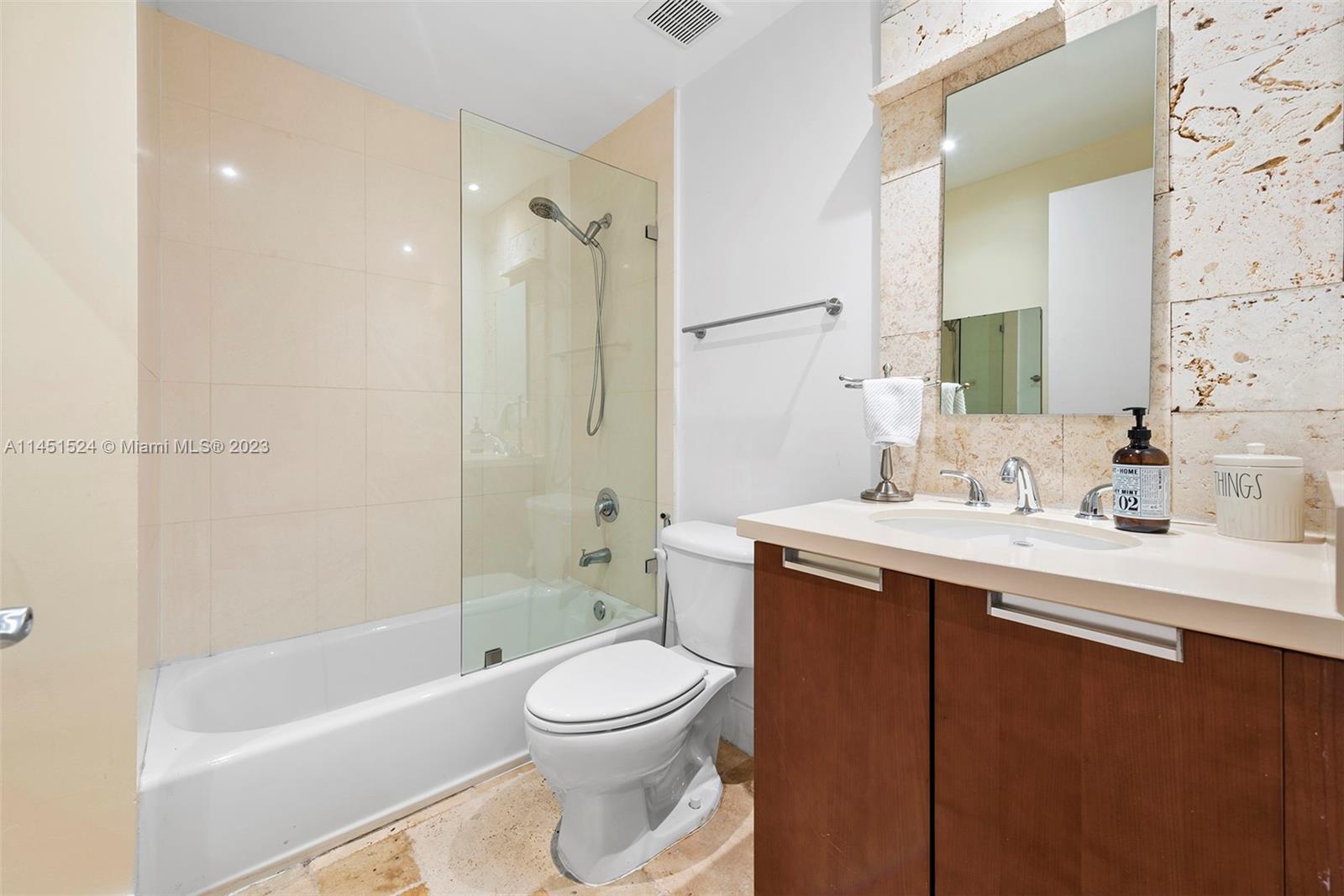163 N Shore Dr Unit: 163-3