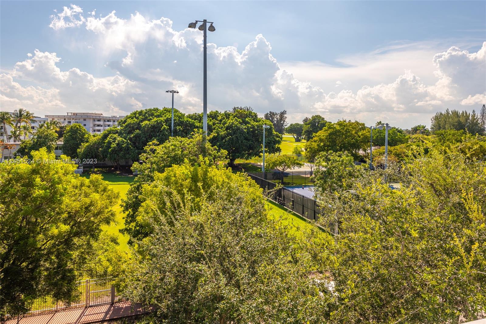 163 N Shore Dr Unit: 163-3