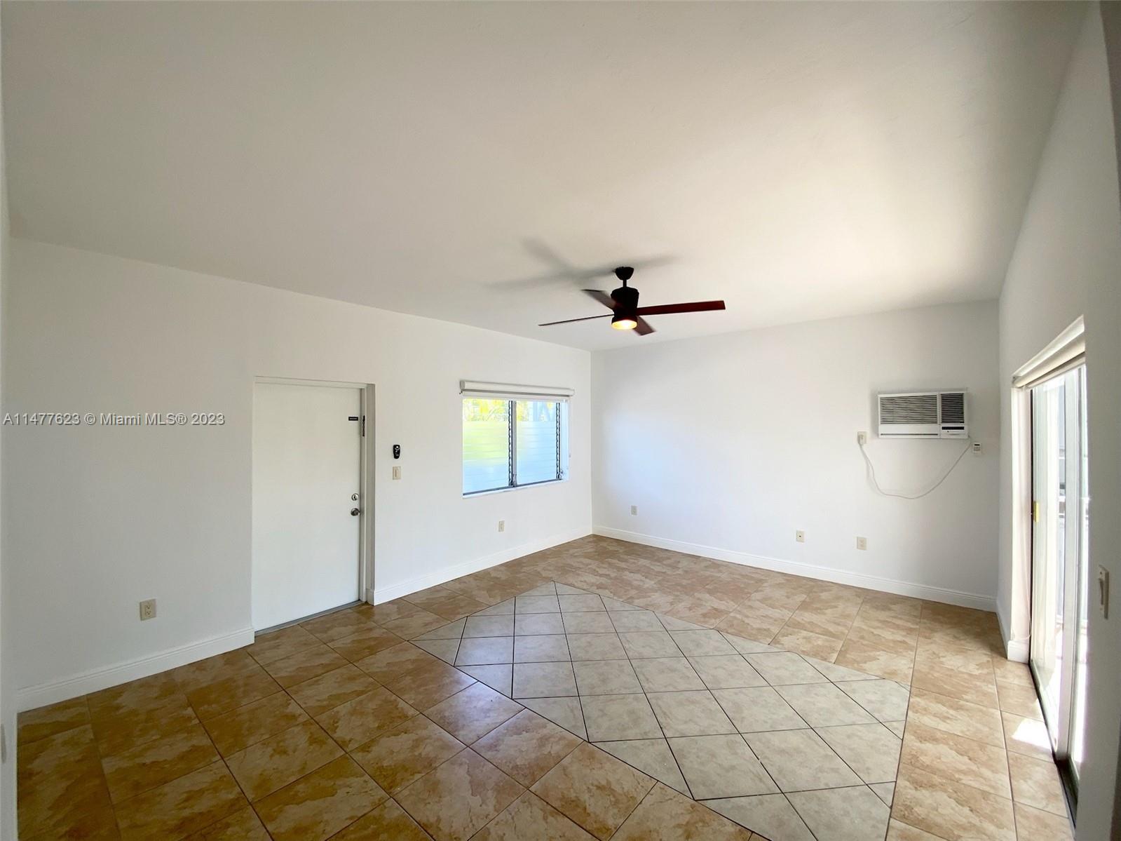 10250 W Bay Harbor Dr Unit: 2E