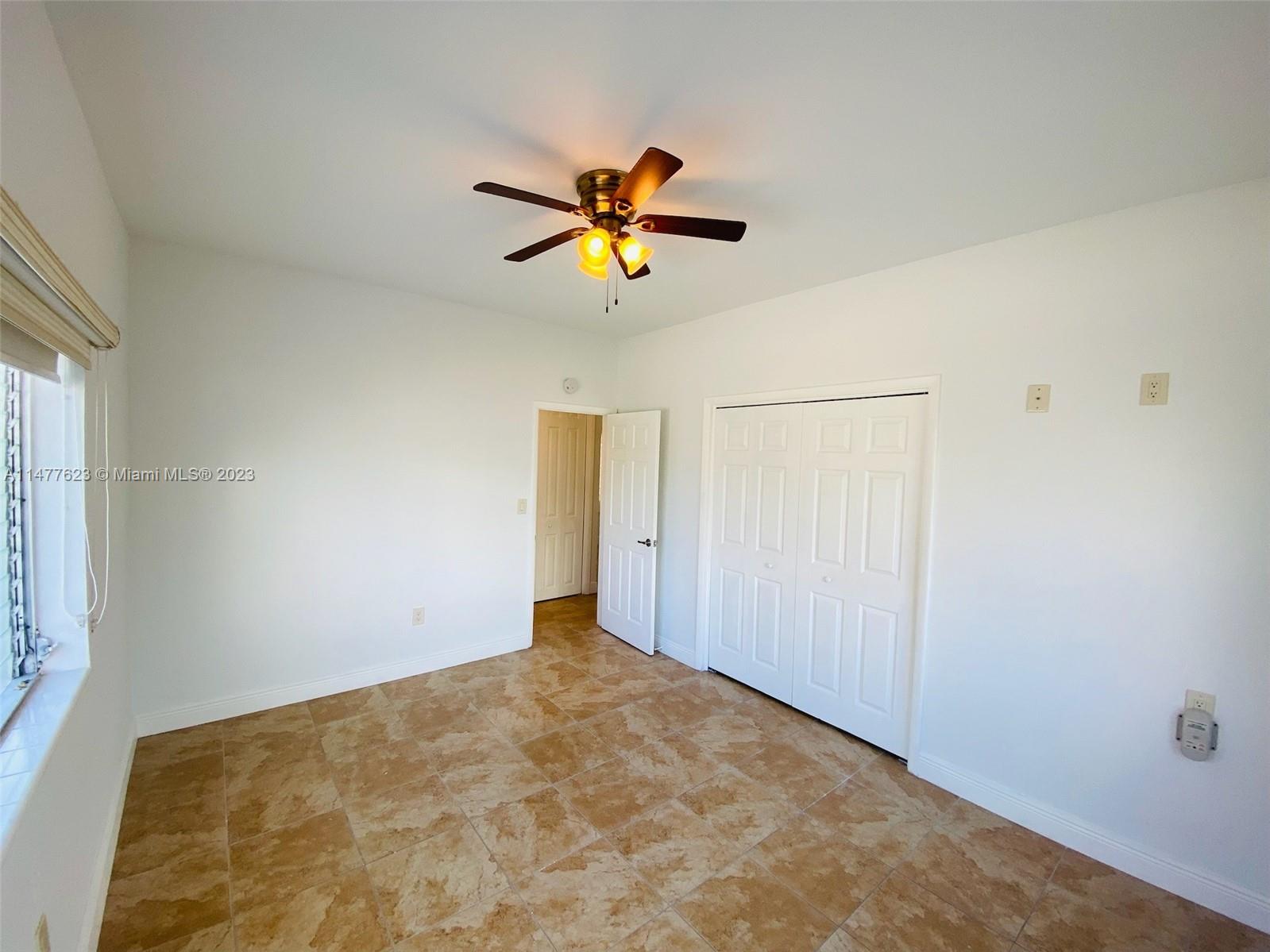 10250 W Bay Harbor Dr Unit: 2E