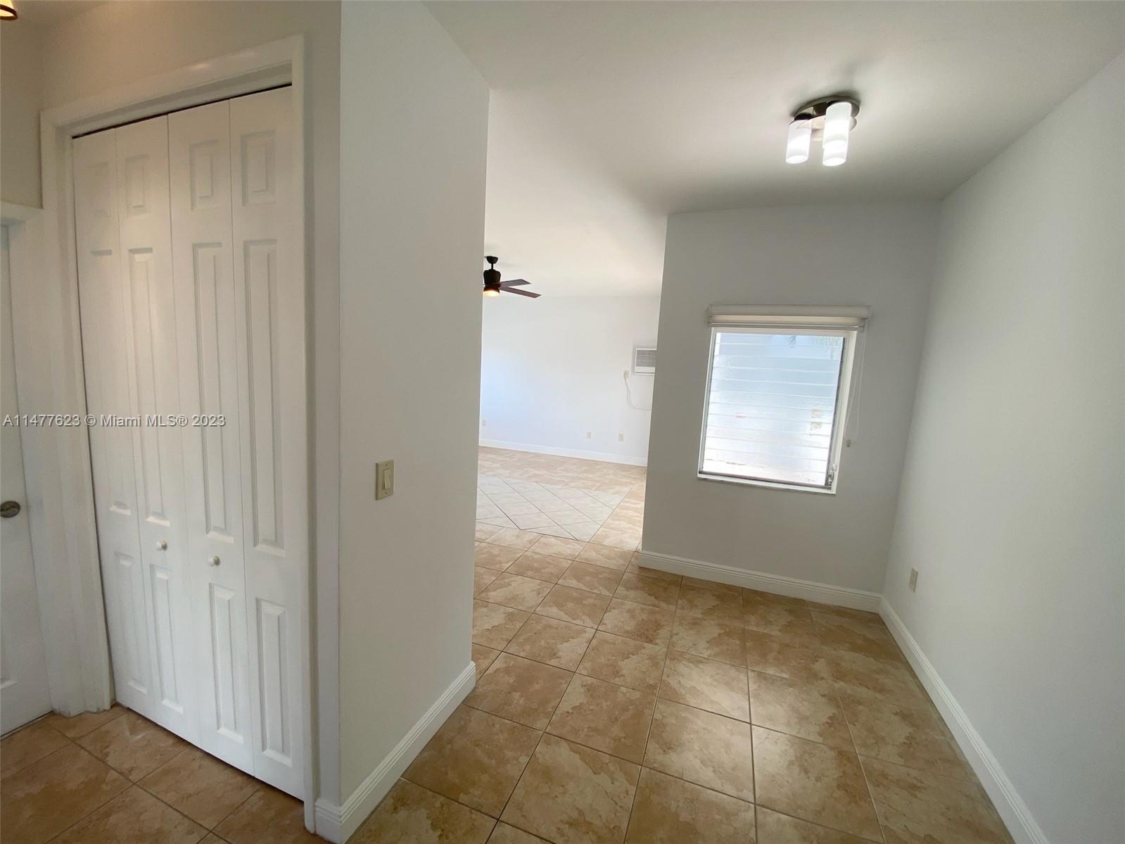 10250 W Bay Harbor Dr Unit: 2E