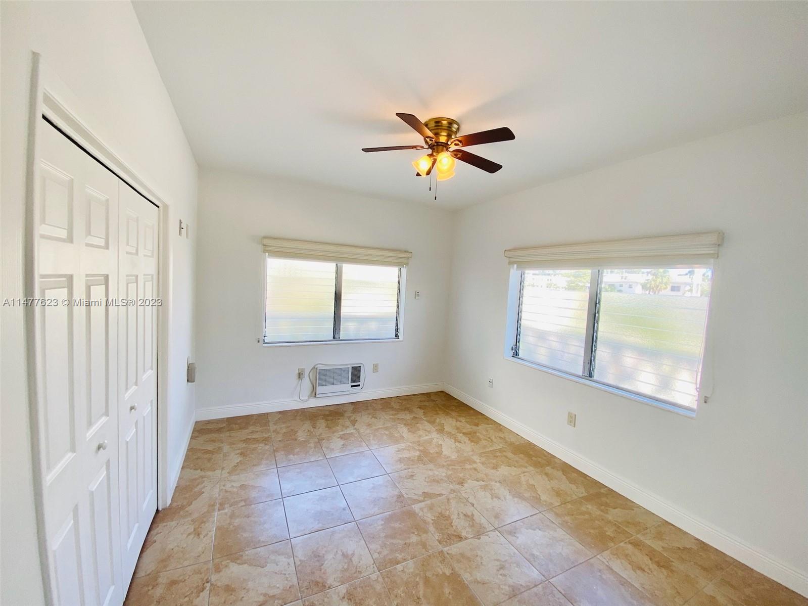 10250 W Bay Harbor Dr Unit: 2E