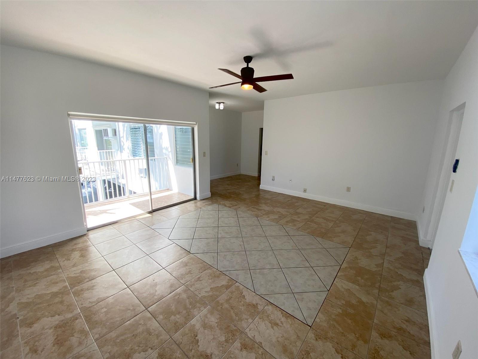 10250 W Bay Harbor Dr Unit: 2E