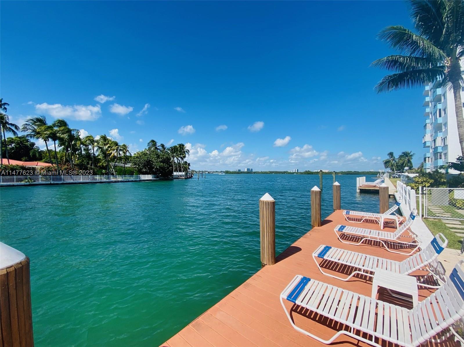10250 W Bay Harbor Dr Unit: 2E