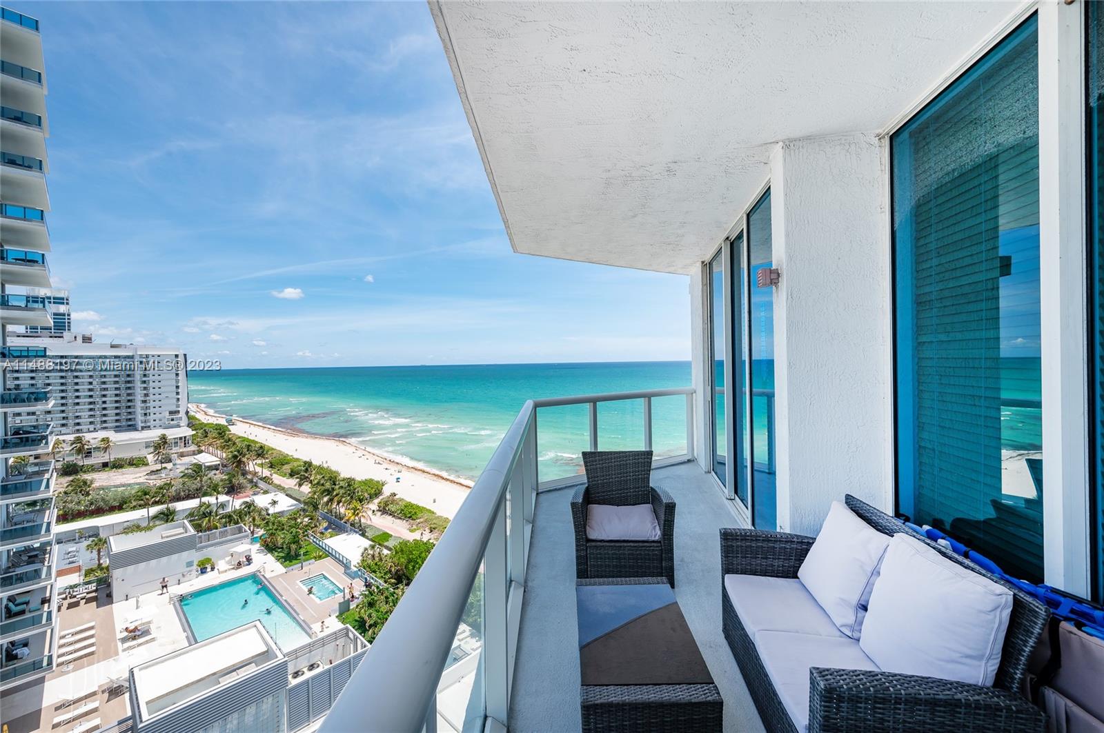 6515 Collins Ave Unit: 1402