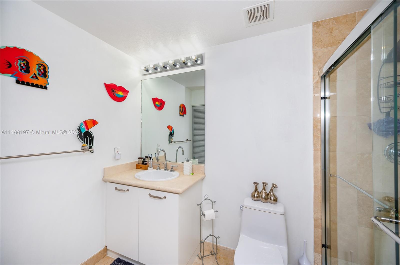 6515 Collins Ave Unit: 1402