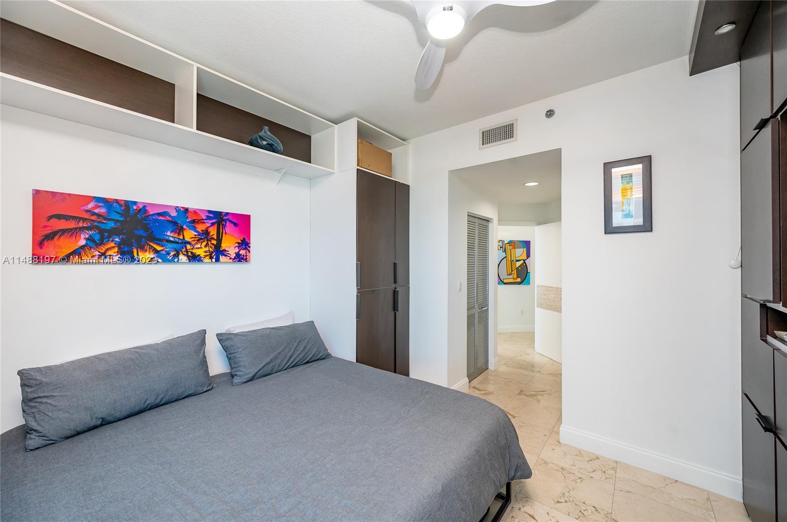 6515 Collins Ave Unit: 1402