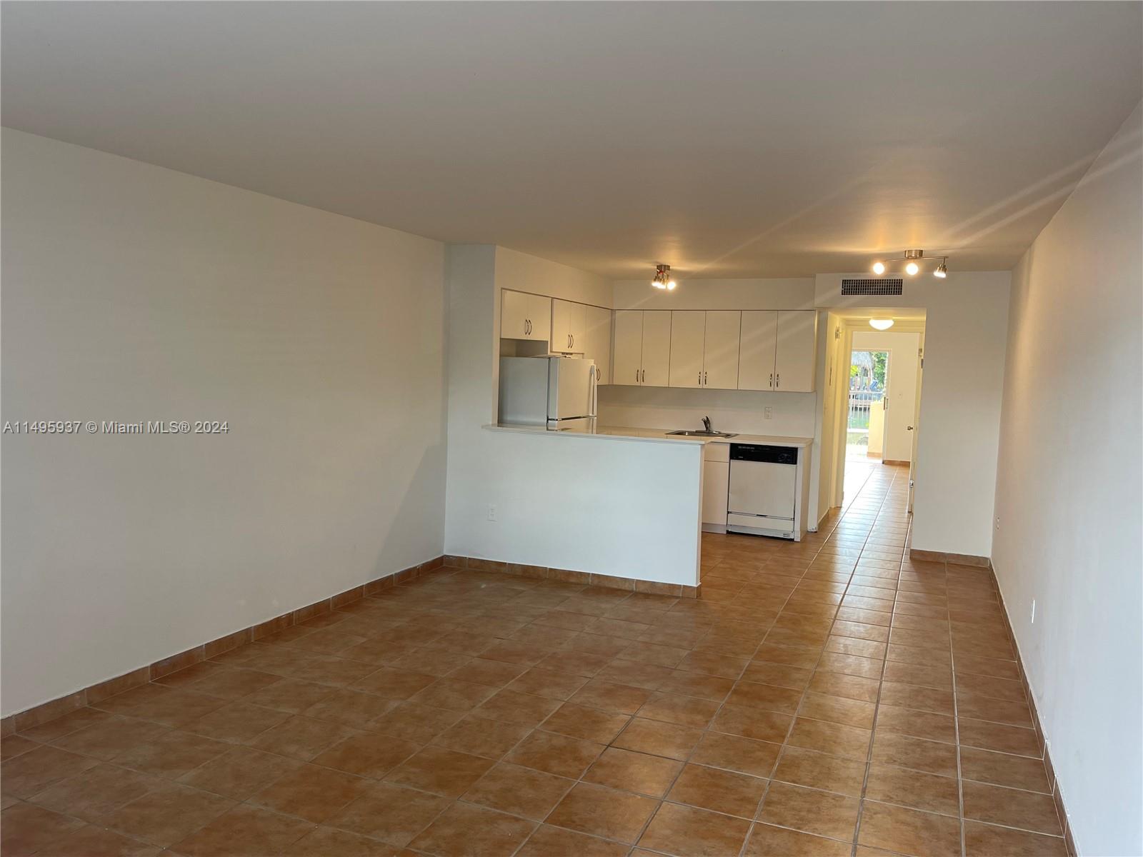 4011 N Meridian Ave Unit: 17