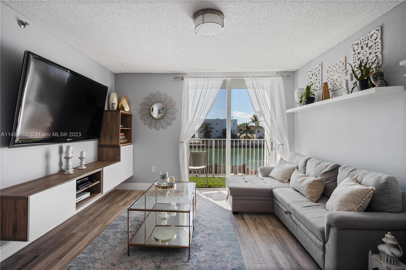 80 S Shore Dr Unit: 205