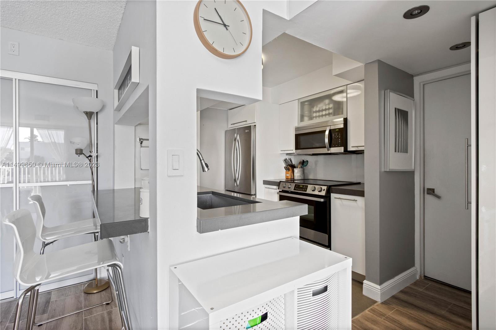 80 S Shore Dr Unit: 205