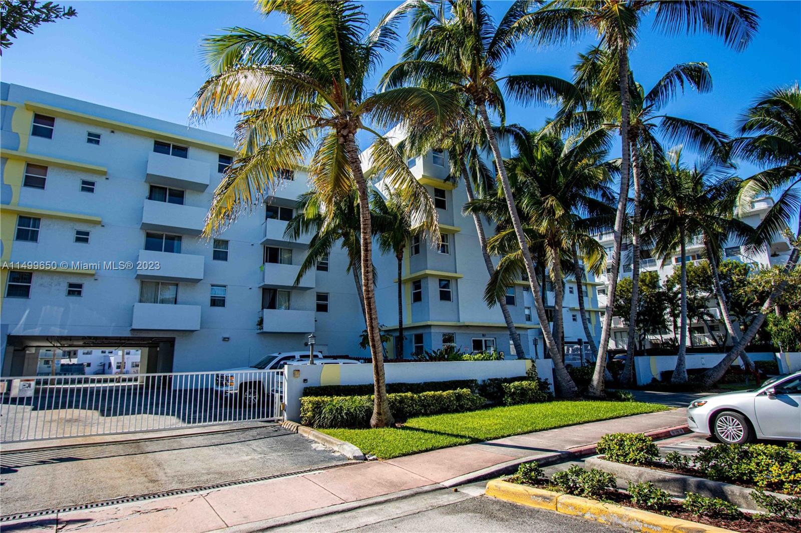 80 S Shore Dr Unit: 205