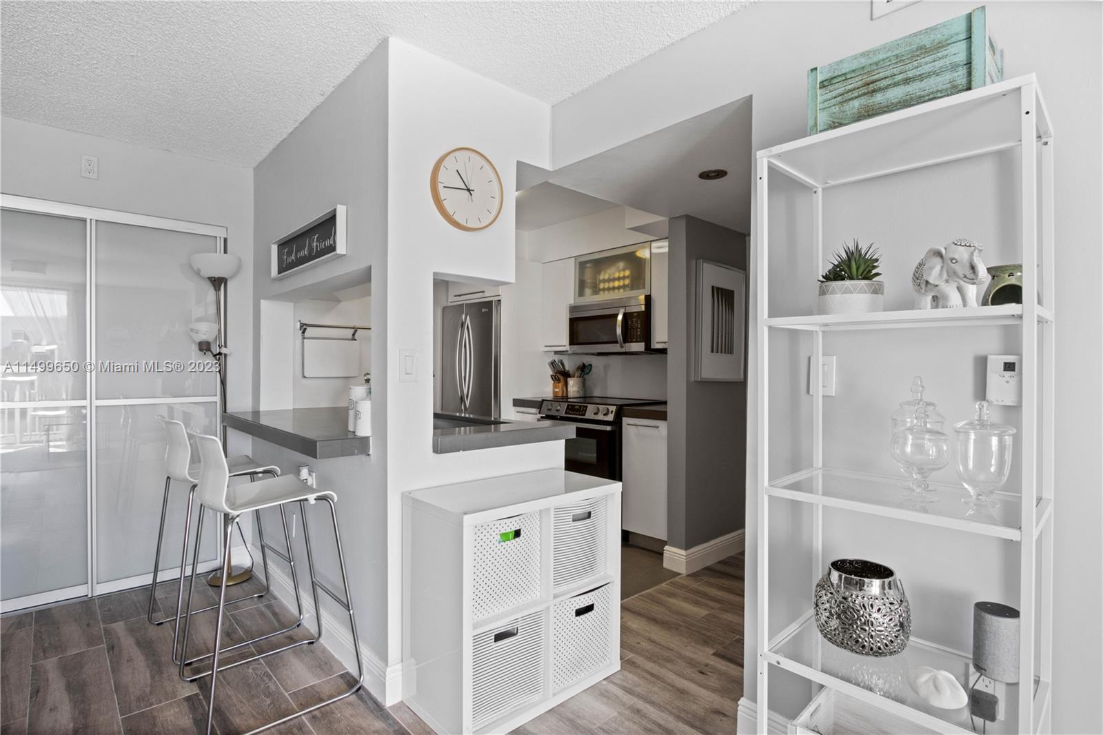 80 S Shore Dr Unit: 205