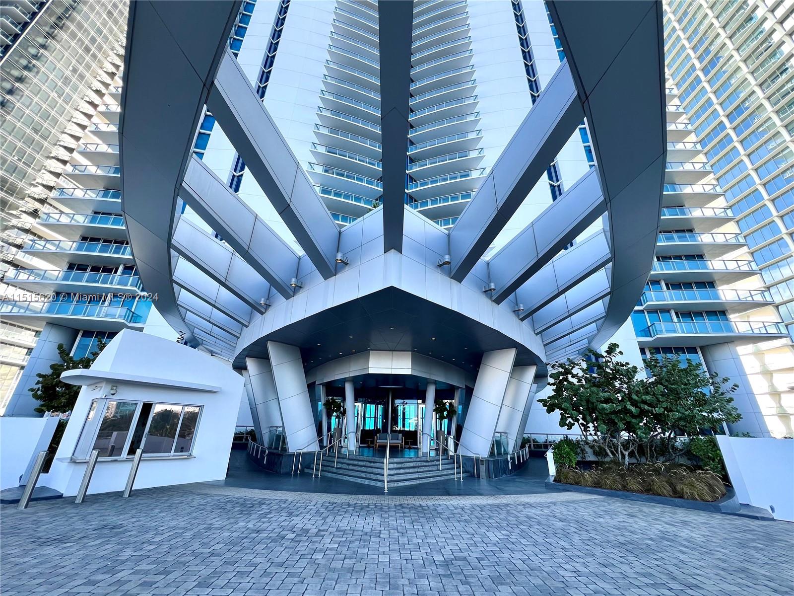 17001 Collins Ave Unit: 1903