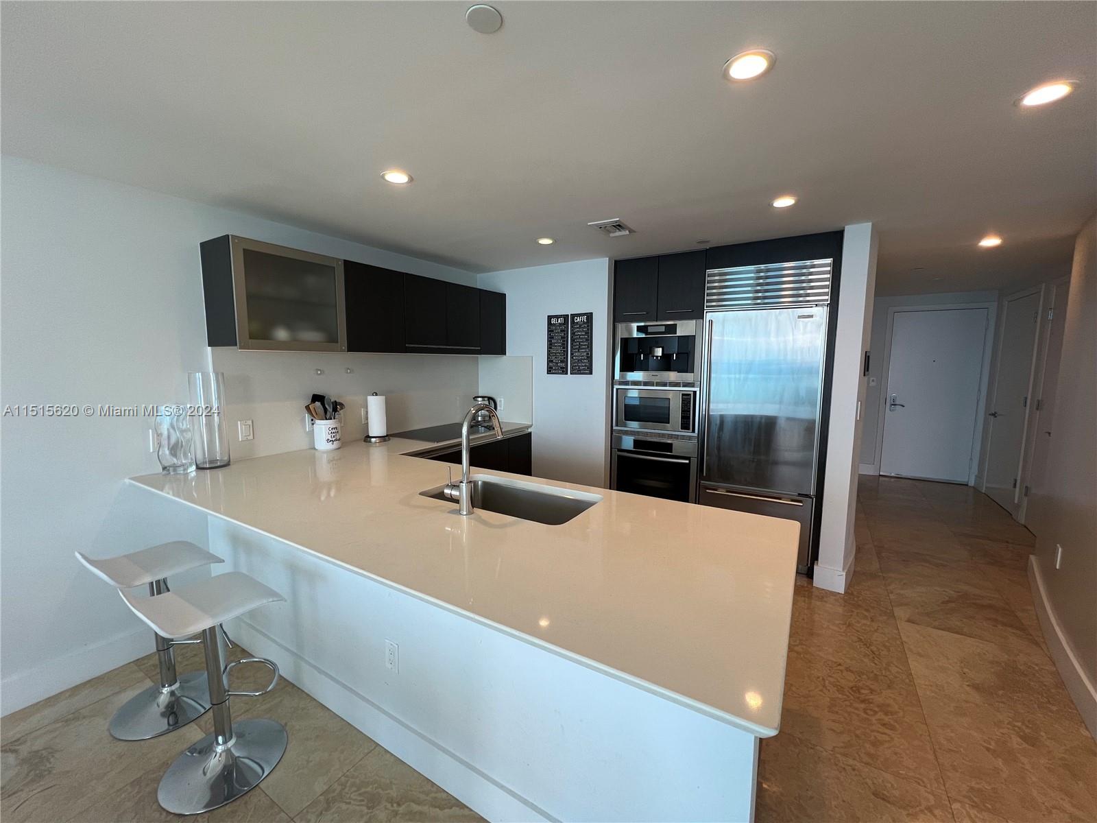 17001 Collins Ave Unit: 1903