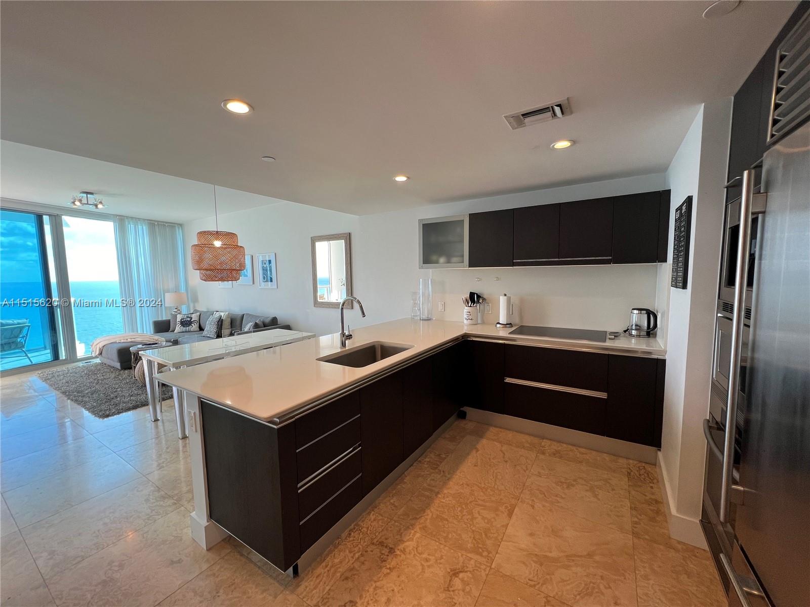 17001 Collins Ave Unit: 1903