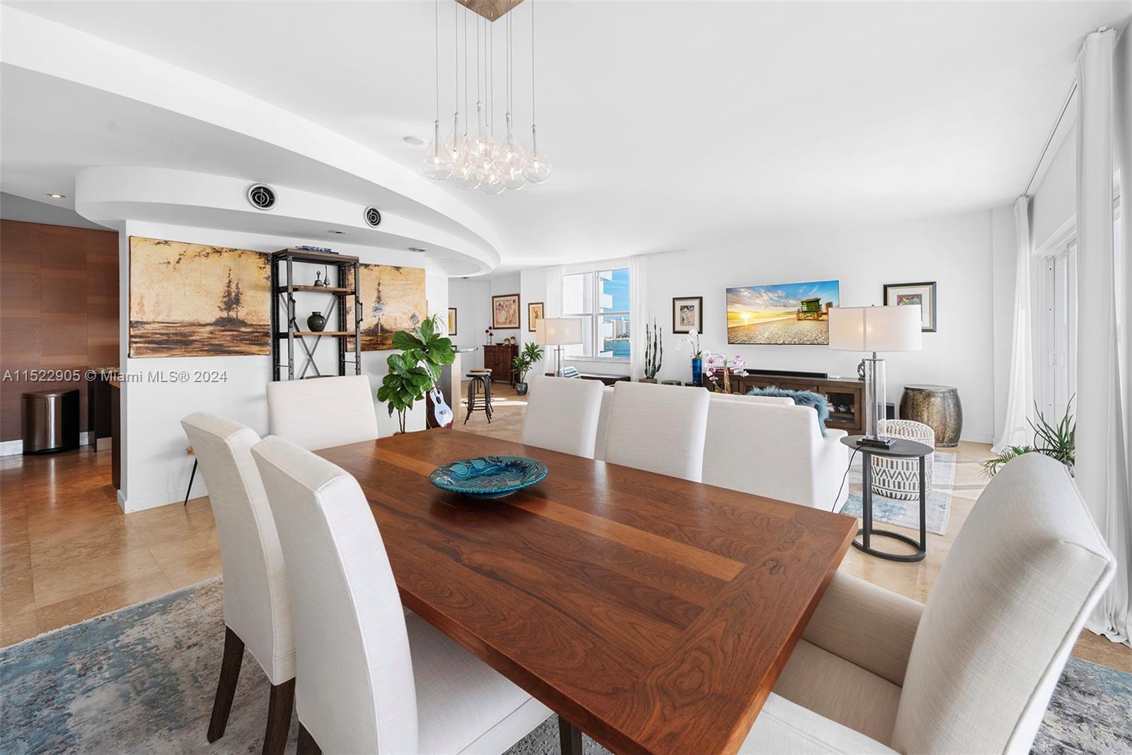 3 Island Ave # 09I
