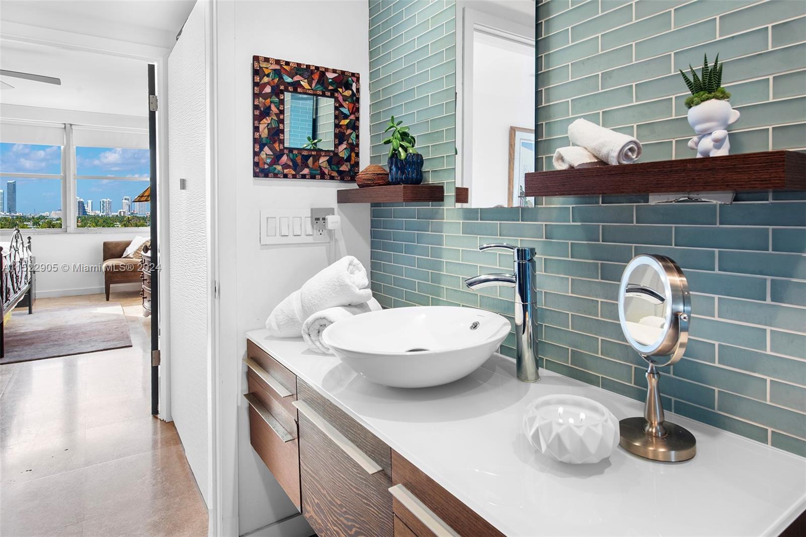 3 Island Ave # 09I