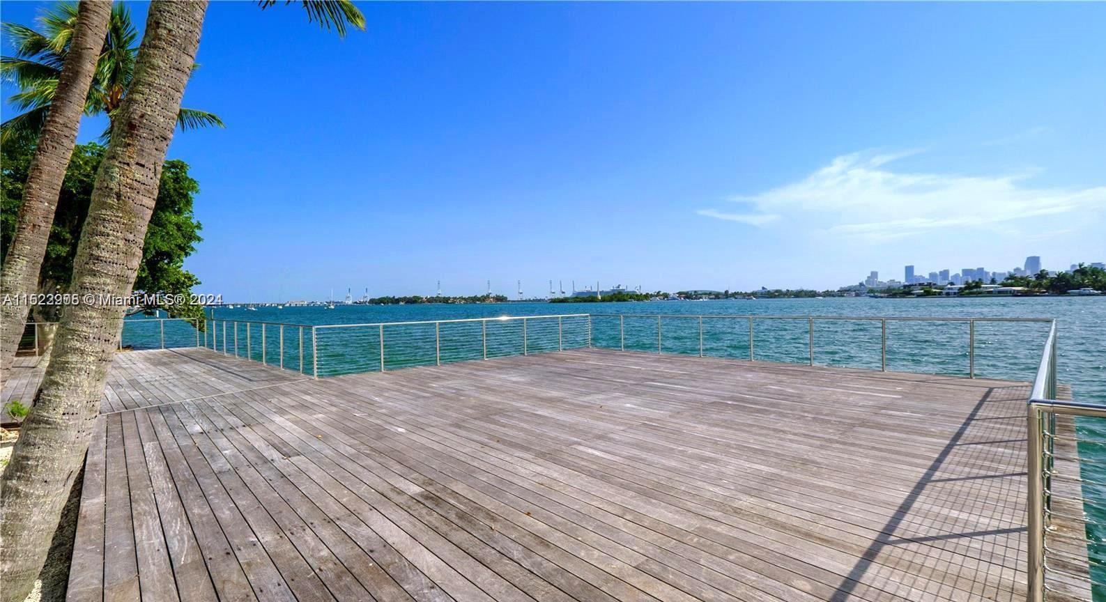 3 Island Ave # 09I