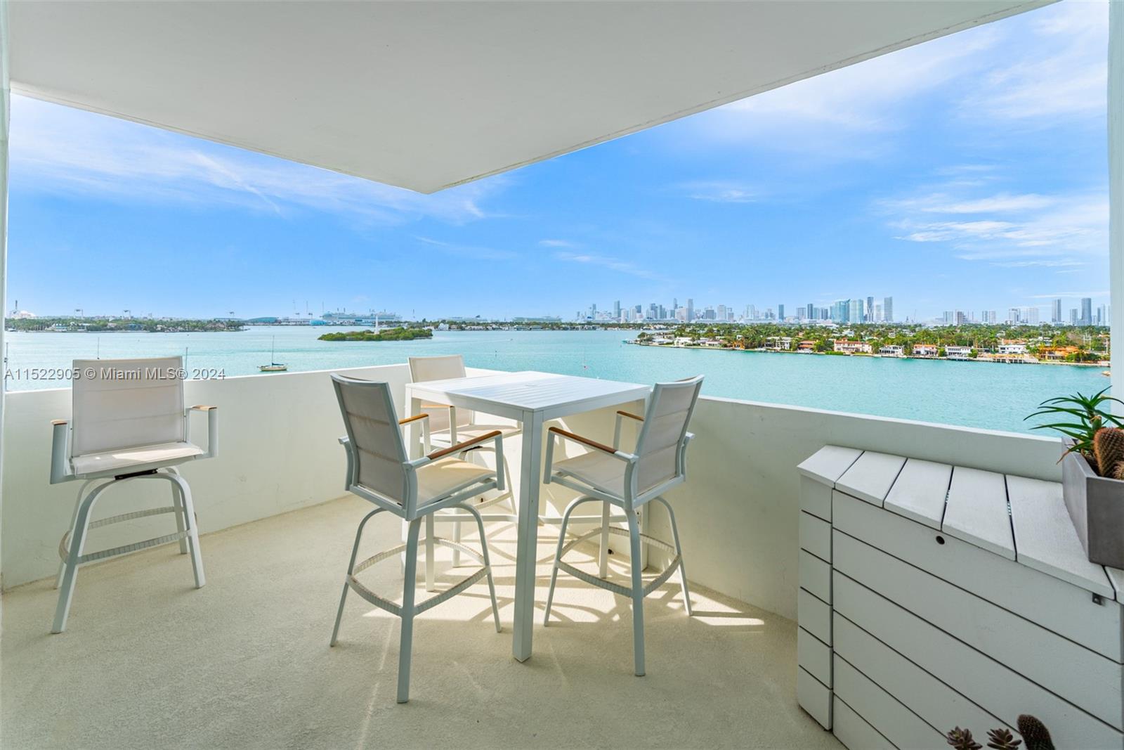 3 Island Ave # 09I