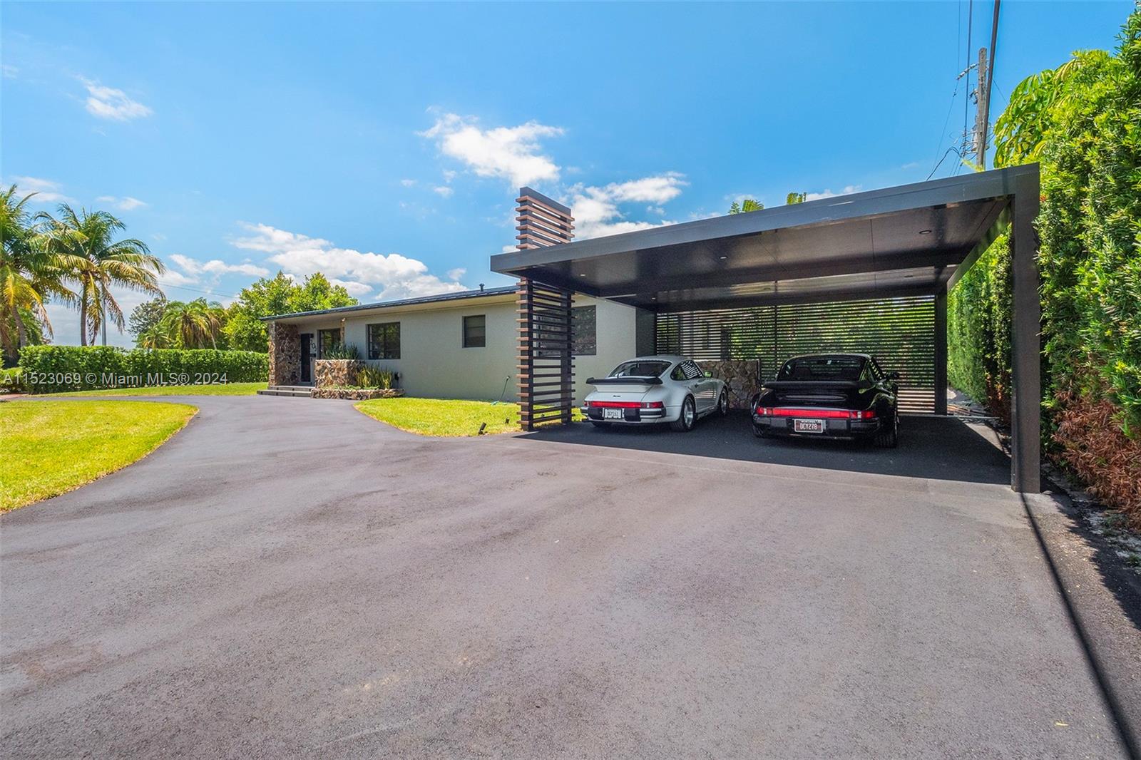 205 Fairway Dr
