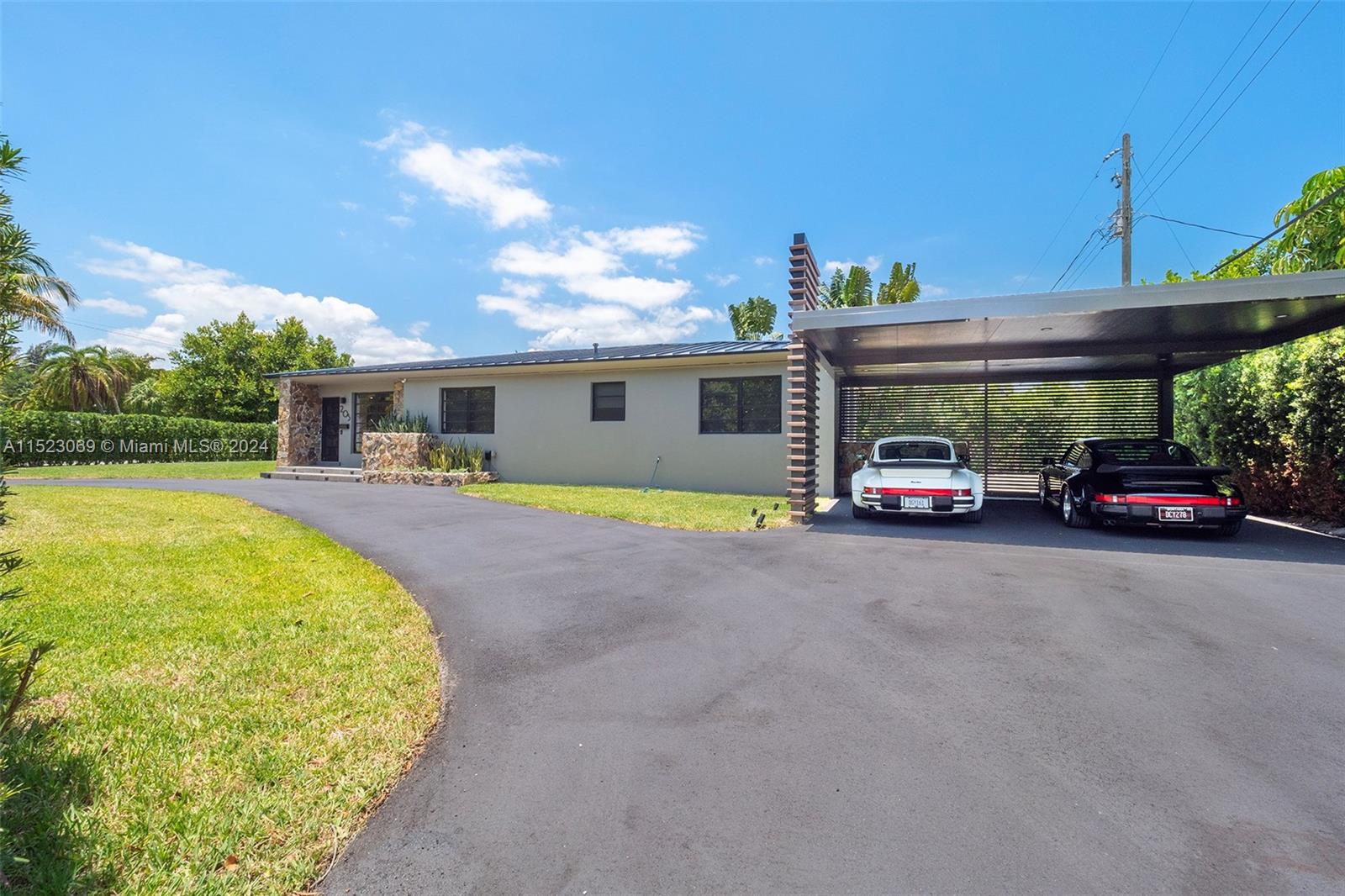 205 Fairway Dr