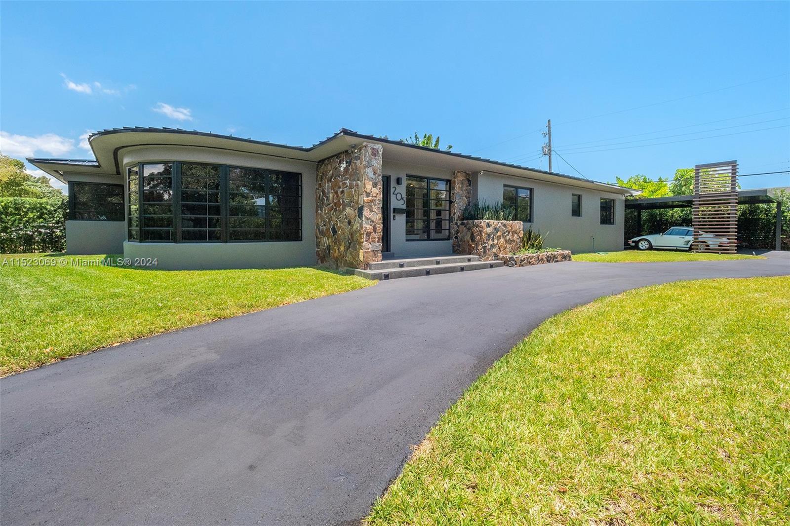205 Fairway Dr