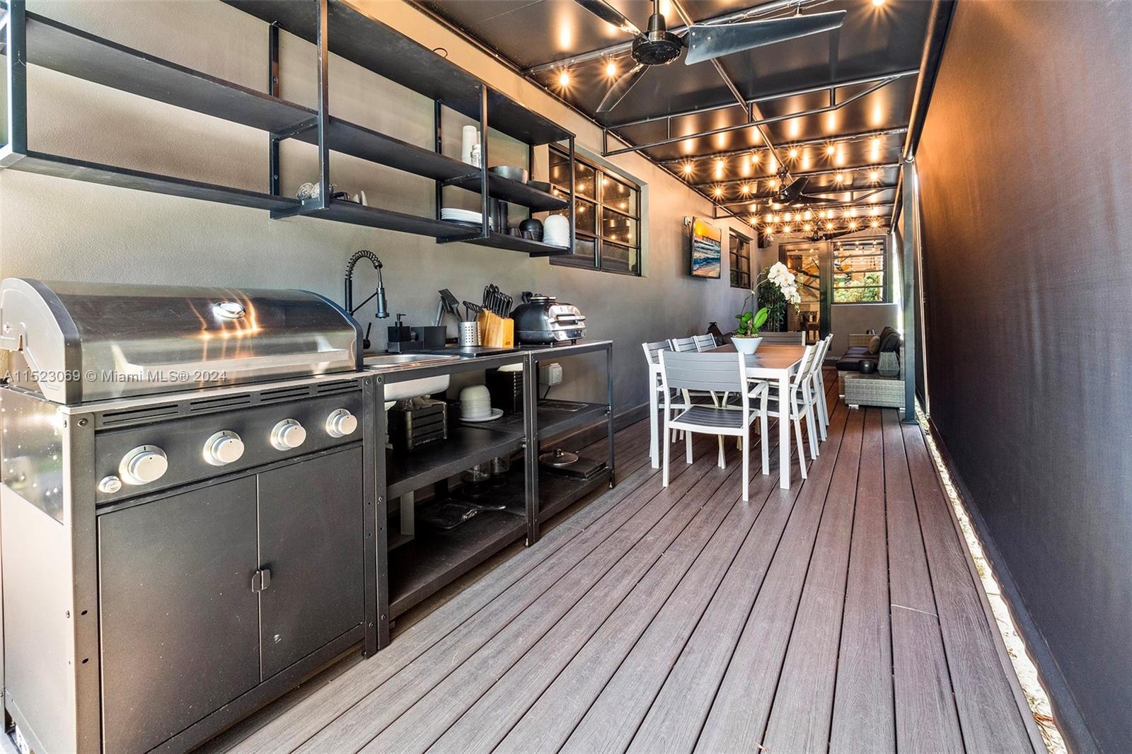 205 Fairway Dr