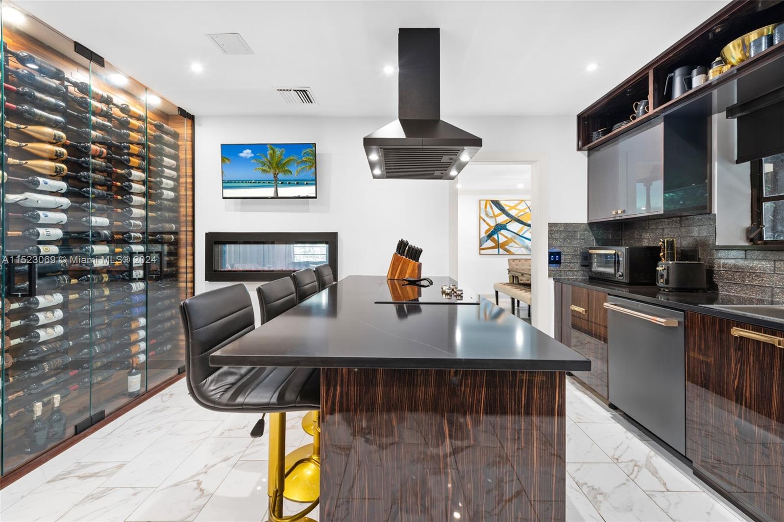 205 Fairway Dr