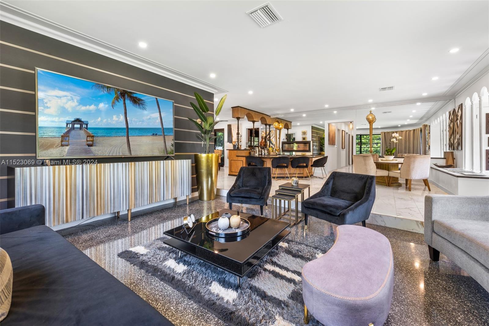 205 Fairway Dr