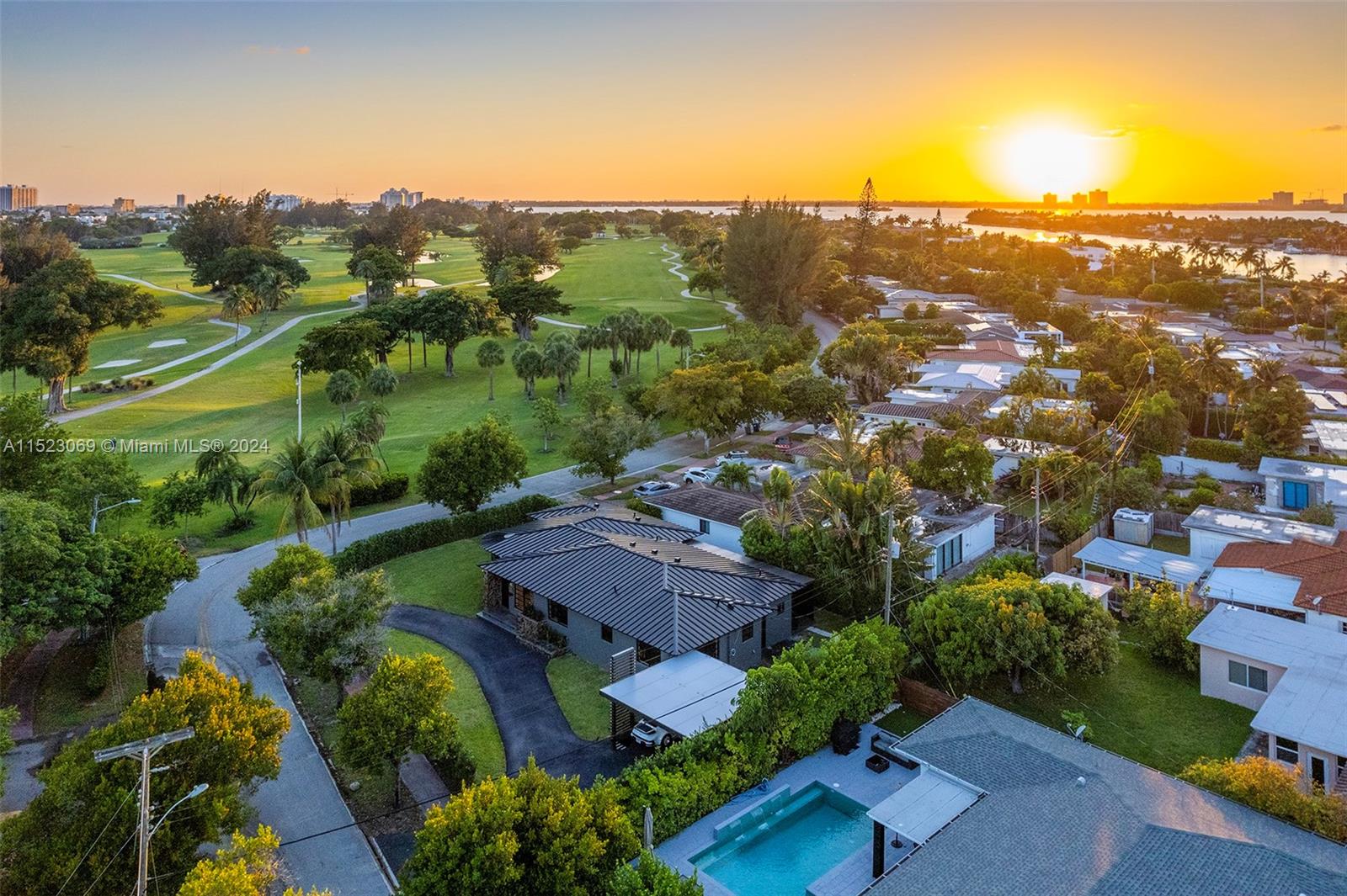 205 Fairway Dr