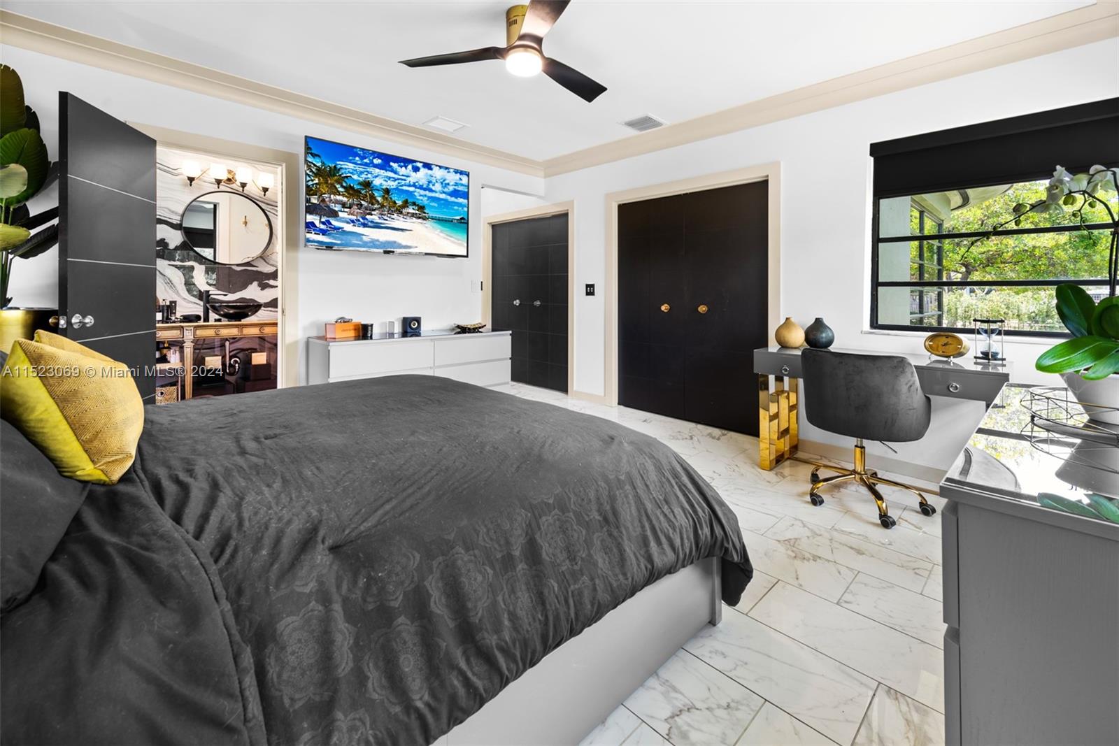 205 Fairway Dr